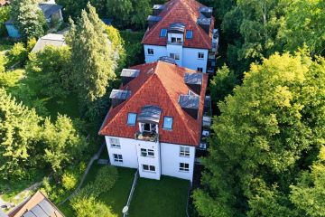 2-Zimmer-Wohnung mit Tiefgarage und Balkon – Natur pur in Dresden-Rochwitz