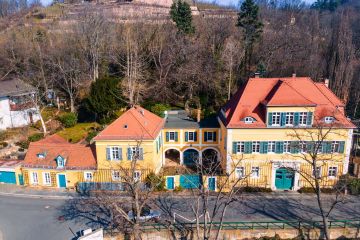 Wohnen im Weingut Minckwitz - Denkmal mit historischem Charme