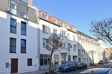 2-Zimmer-Maisonettwohnung in gepflegtem Wohn- und Geschäftshaus nahe der Elbe in Dresden Pieschen